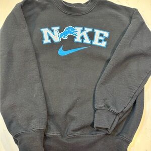 Detroit lions sweatshirt. Youth medium.